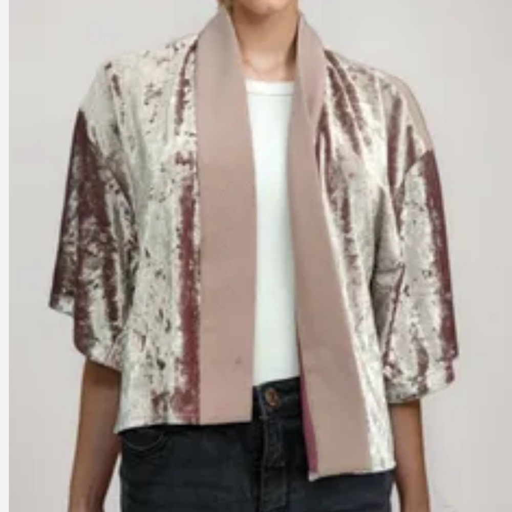 ZARA โ๏ธ๐โ๏ธ Velvet Kimono Sleeve Cardigan Cropped Crop Top Shimmery Luxury Feel - Picture 6 of 16